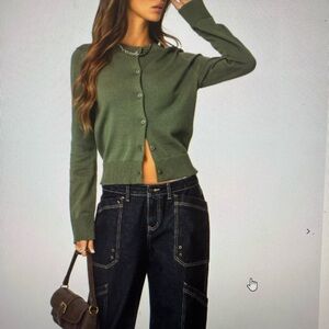 Button up cardigan. 100% cotton.